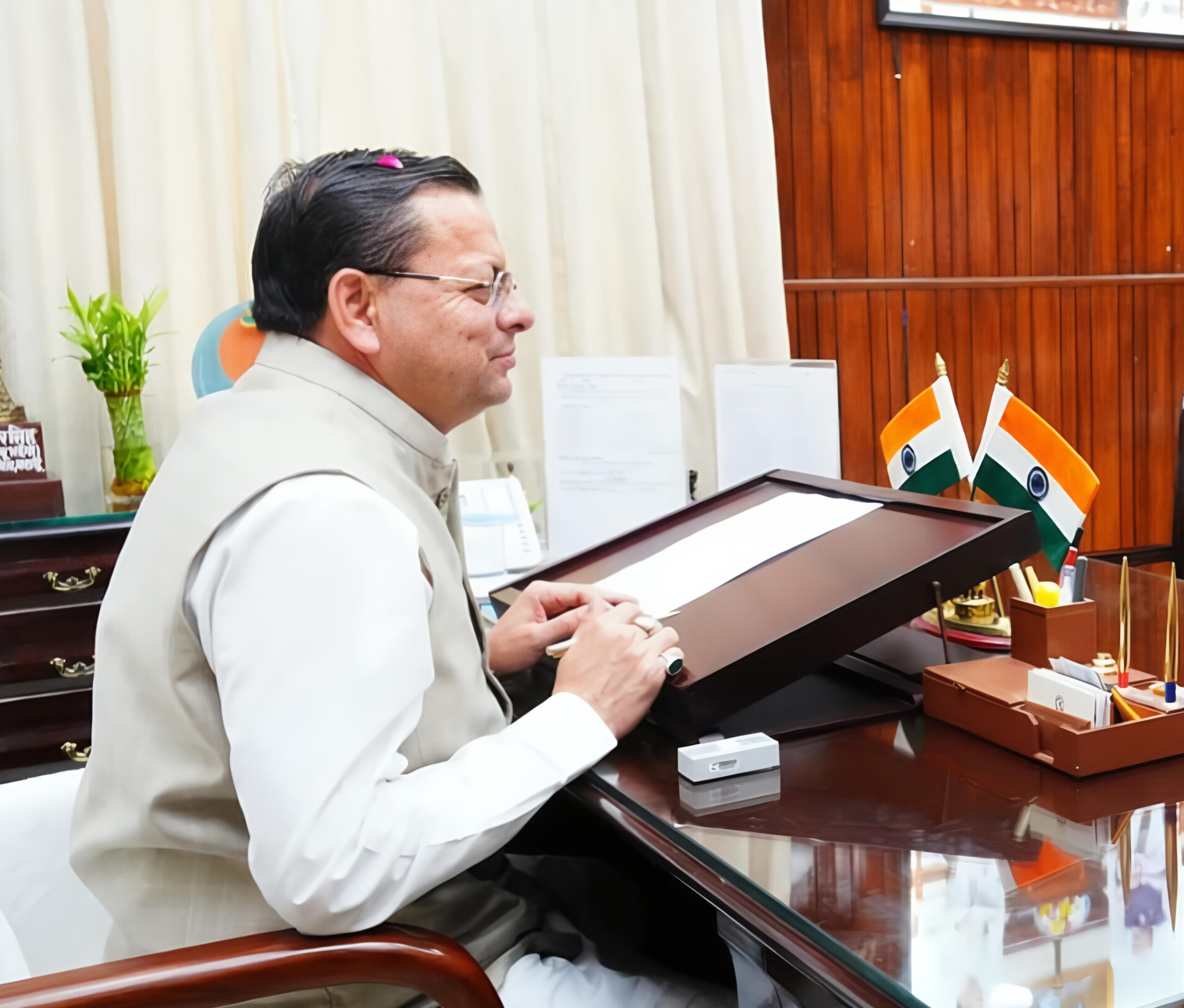 उत्तराखंड cm धामी ने 1344 करोड़ की योजनाओं को दी मंजूरी 