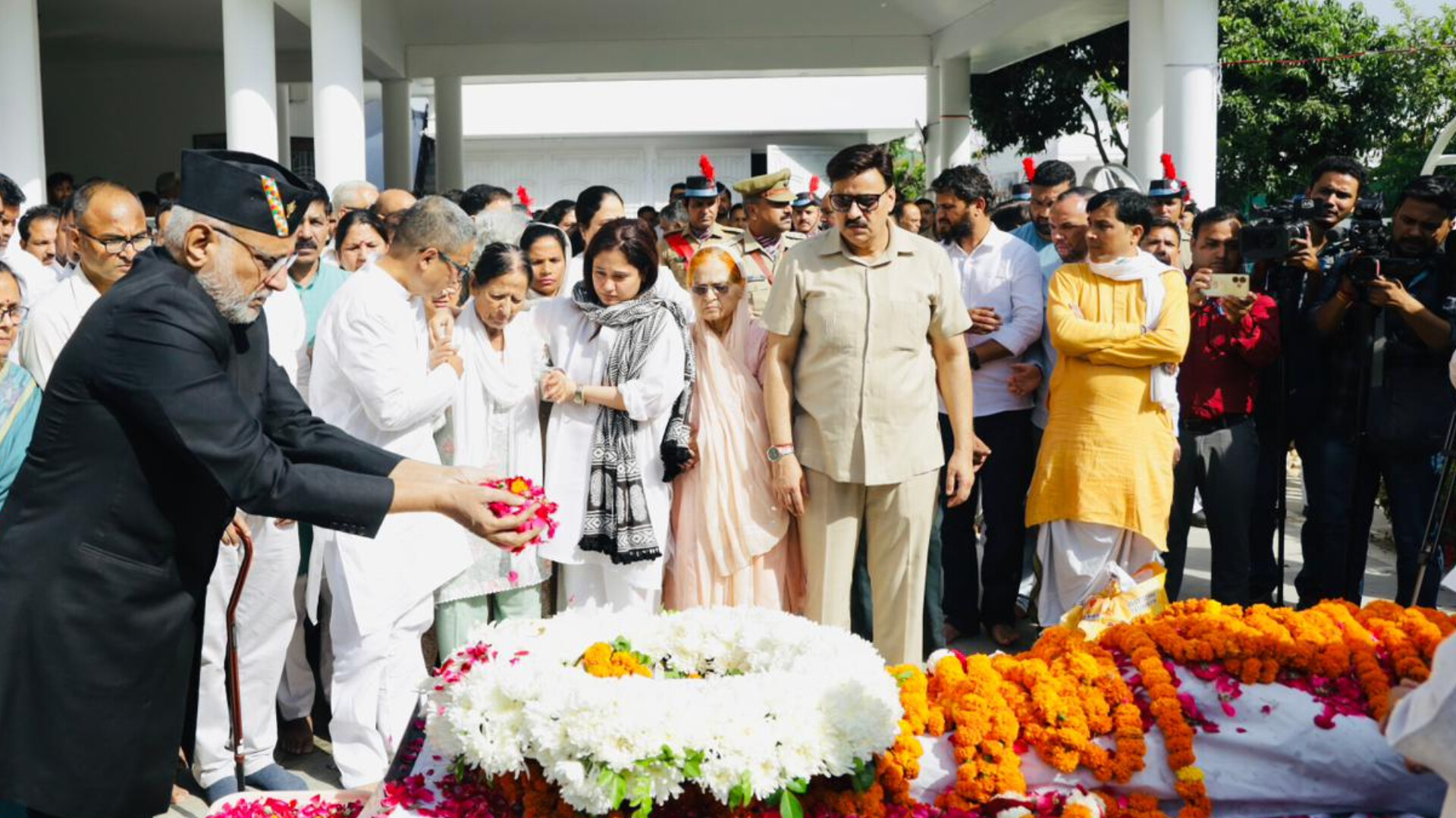 भुवन चंद्र खंडूड़ी को अंतिम विदाई